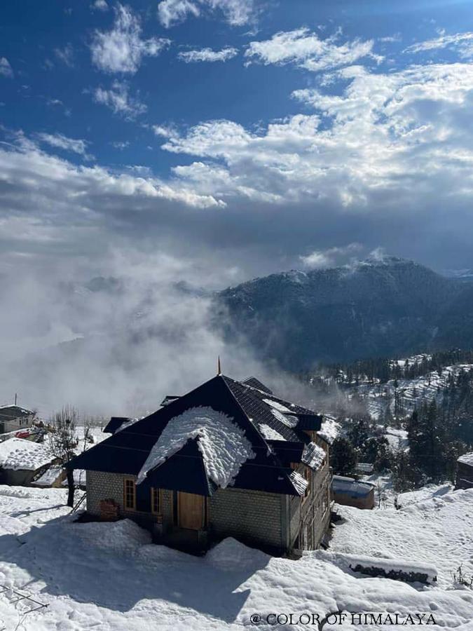 Loghouse At Khajjiar Lake Exterior photo