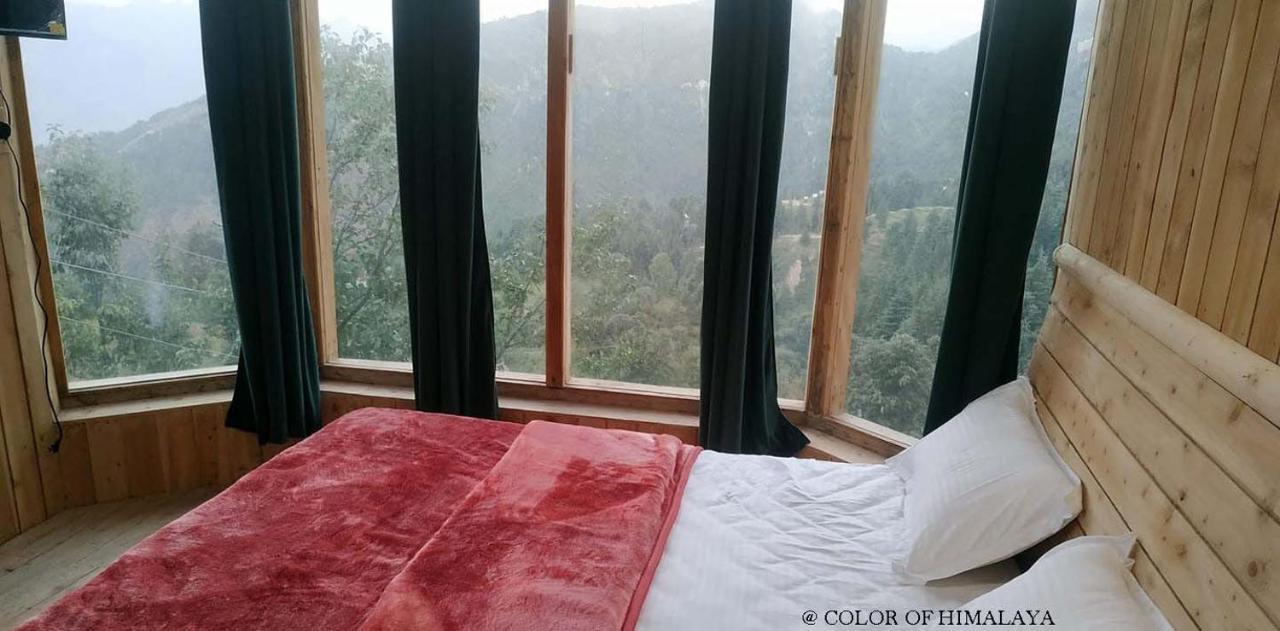 Loghouse At Khajjiar Lake Exterior photo